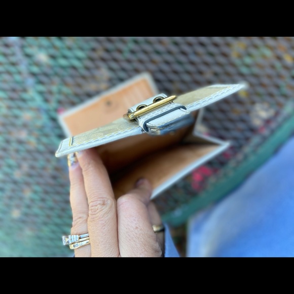 Coach Wallet - Picture 4 of 4